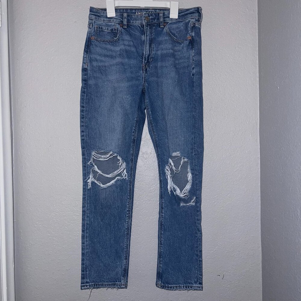 American Eagle Women Mom Jeans Distressed